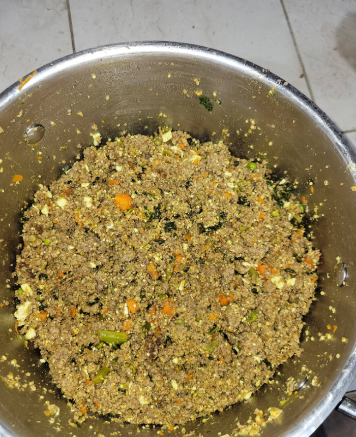 Ground Meat, Quinoa and Egg Dog Food with Steamed Vegetables